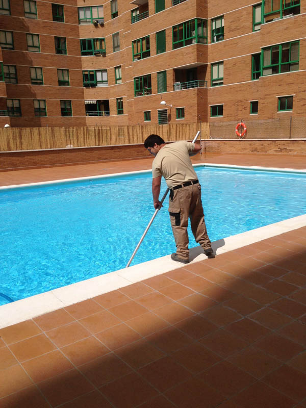 mantenimiento piscinas valladolid
